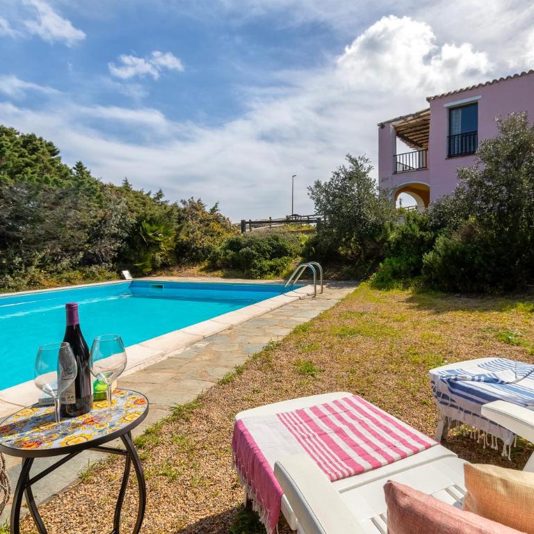 Itadhome - "Villino Calypso", con piscina, ampio giardino e BBQ, mare a 5min - Appartamento con 1 Camera da Letto e con Giardino - 3