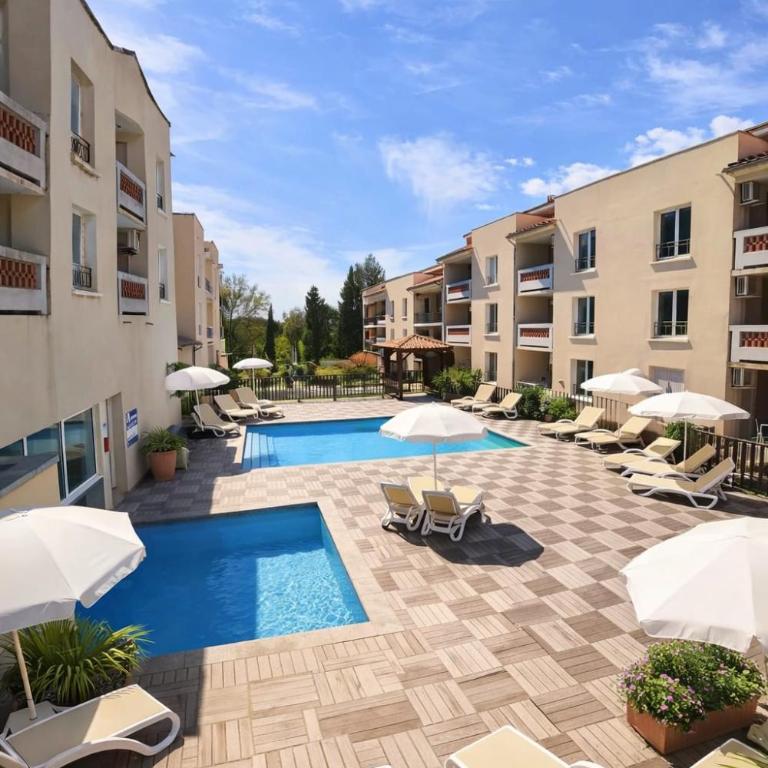 Le Familial - T3 piscine, climatisation & balcon - Apartment mit 2 Schlafzimmern - 2