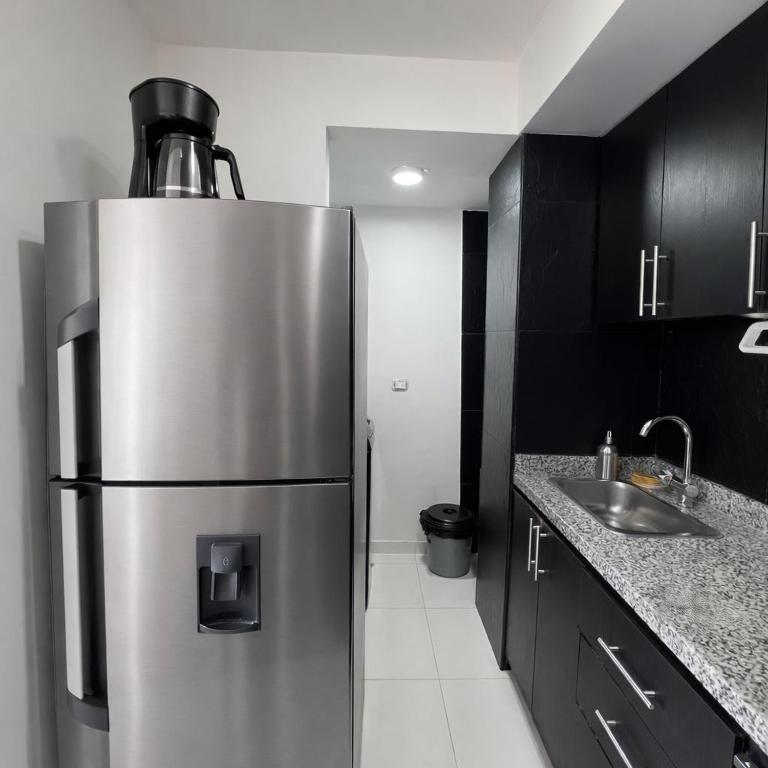 Apartamento familiar torre Primi con vista al mar - Three-Bedroom Apartment - 2