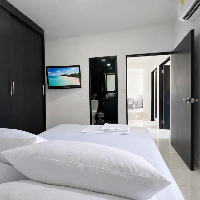 Apartamento familiar torre Primi con vista al mar - Three-Bedroom Apartment - 10