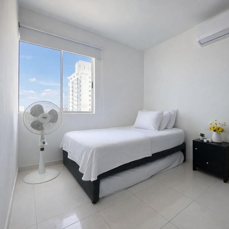 Apartamento familiar torre Primi con vista al mar - Three-Bedroom Apartment - 11