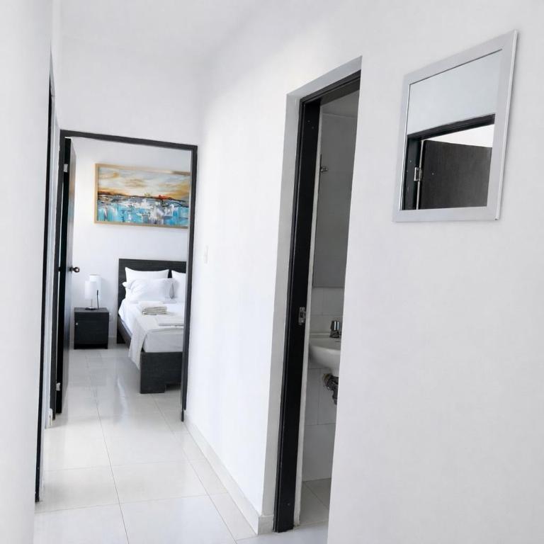 Apartamento familiar torre Primi con vista al mar - Three-Bedroom Apartment - 13