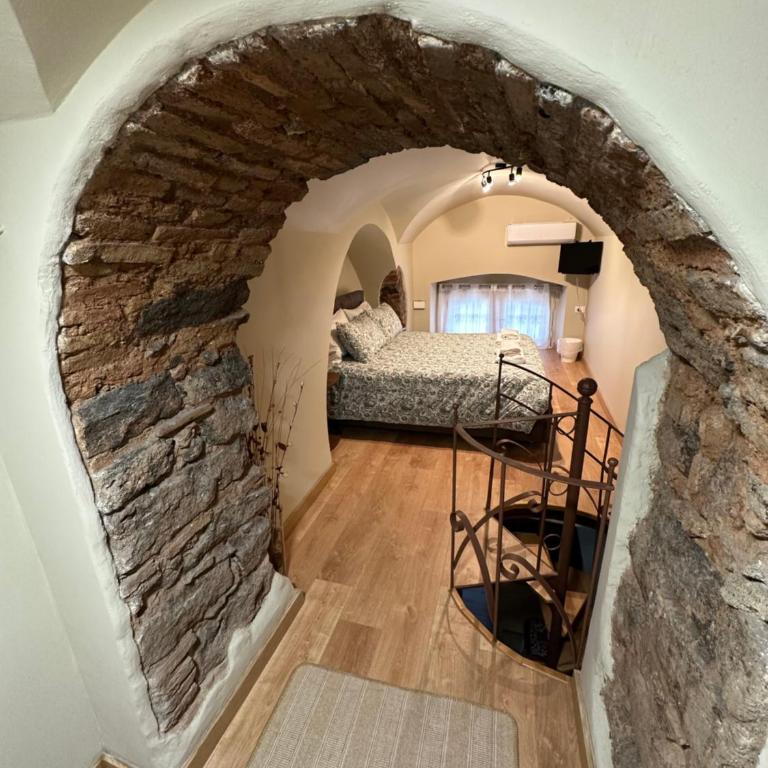 Mini House Teatro Rooms - One-Bedroom Apartment - 8