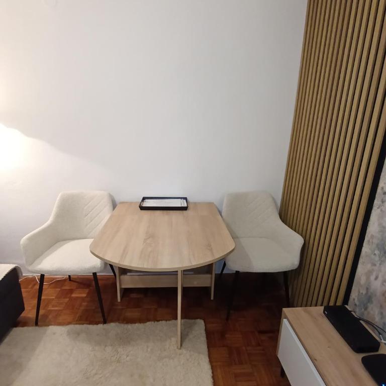 GRBAVICA COZY APARTMENT - free parking - One-Bedroom Apartment - 3