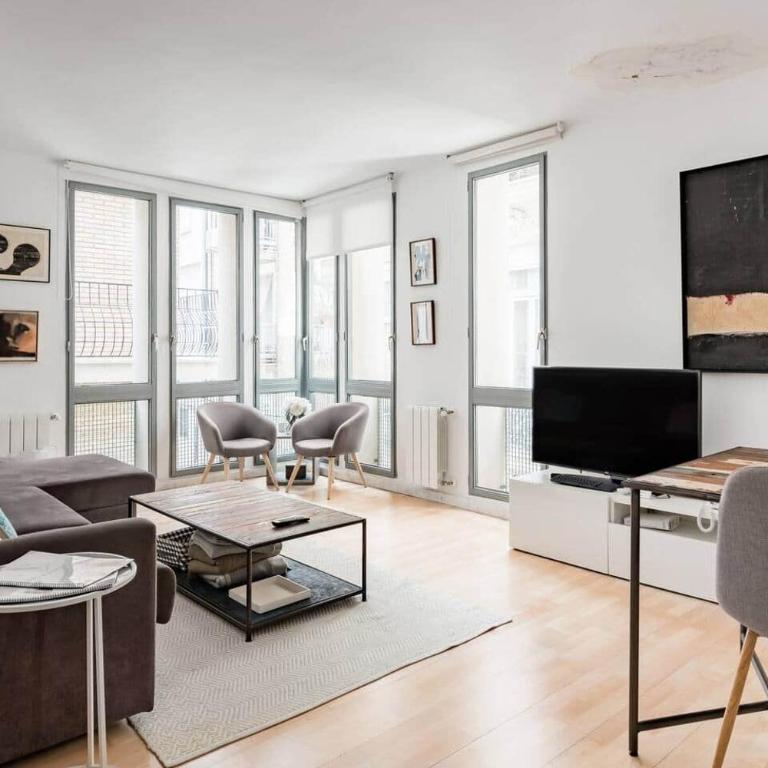 City Center Apartment With Shaded Terrace - Apartment with Terrace - 7