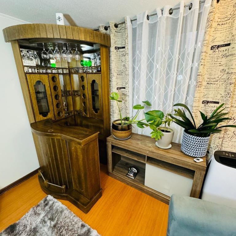 Lindo Departamento Céntrico con Estacionamiento - Two-Bedroom Apartment - 3