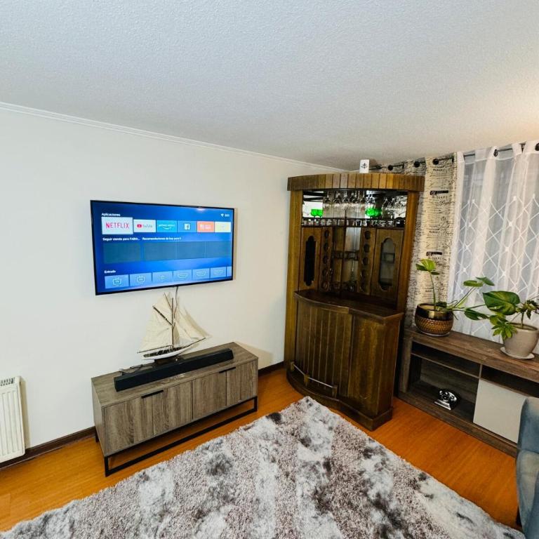 Lindo Departamento Céntrico con Estacionamiento - Two-Bedroom Apartment - 4
