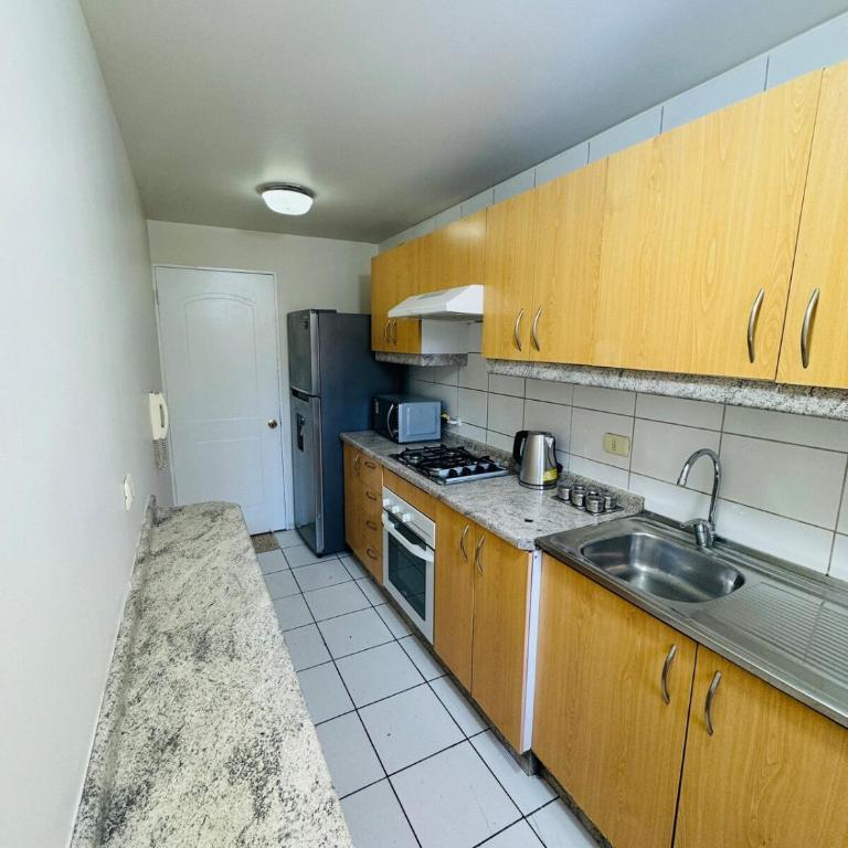 Lindo Departamento Céntrico con Estacionamiento - Two-Bedroom Apartment - 21