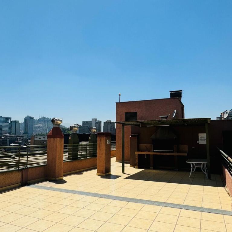 Lindo Departamento Céntrico con Estacionamiento - Two-Bedroom Apartment - 28