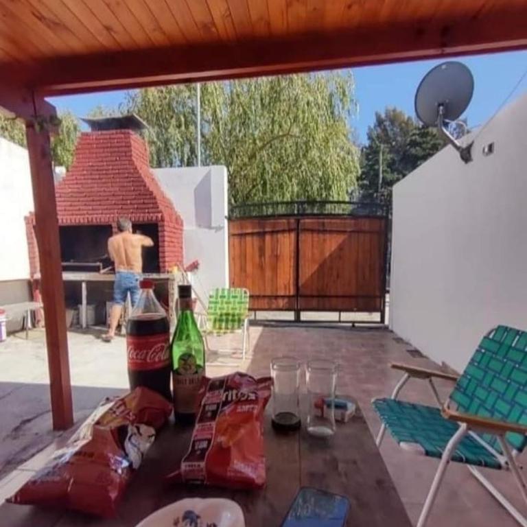 La esquina amarilla - Casa con 1 dormitorio - 3