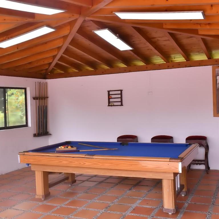 Finca con Piscina gigante y con jacuzzi cerca al peñol - Casa con 1 dormitorio - 7