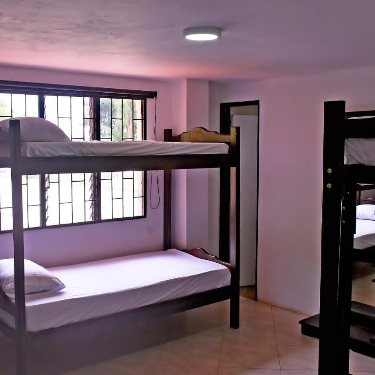 Finca con Piscina gigante y con jacuzzi cerca al peñol - Casa con 1 dormitorio - 27