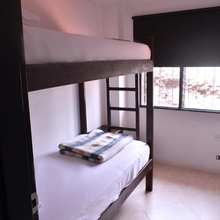 Finca con Piscina gigante y con jacuzzi cerca al peñol - Casa con 1 dormitorio - 26