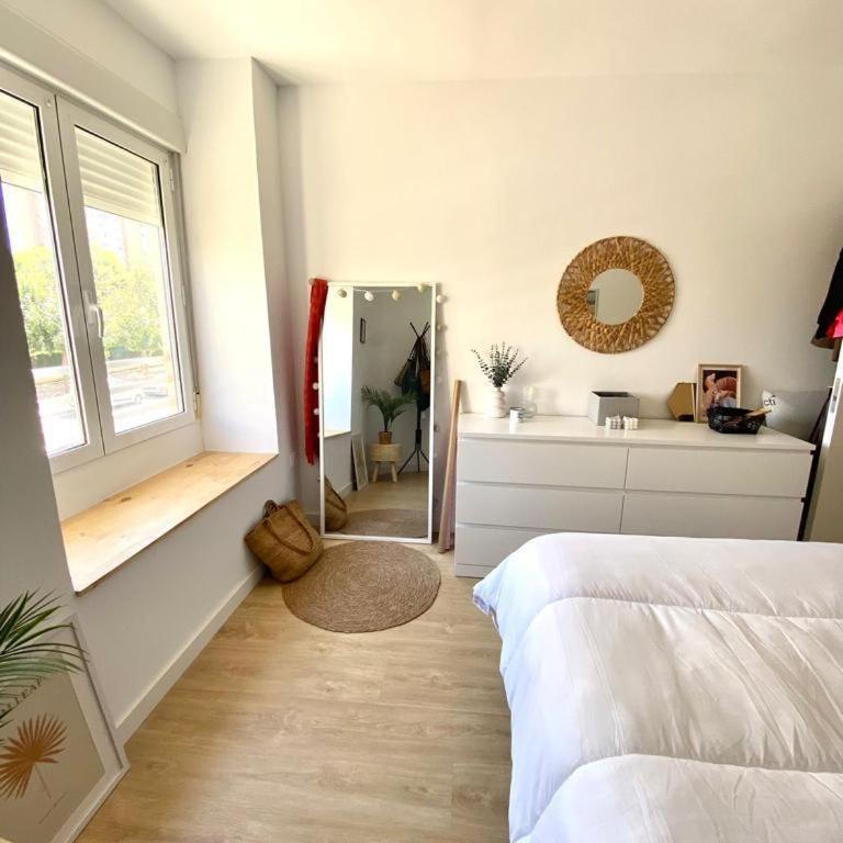 City San Juan - Two-Bedroom Apartment with Pool View - 9