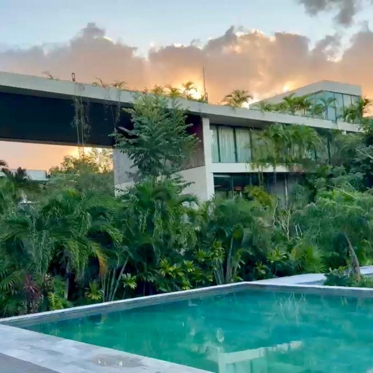 Mistiq Largest PH Studio with GYM, Beach Club Shuttle & Fast Wifi - One-Bedroom Apartment - 5