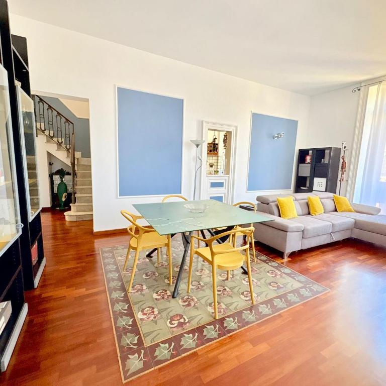 Attico Gina's Apartment - Three-Bedroom Premium Apartment - 1