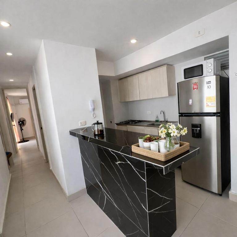Apartamento vista al mar torre 811 piscina familiar aparta suits - Three-Bedroom Apartment - 22