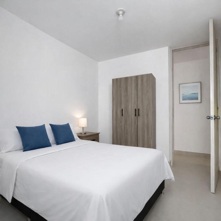 Apartamento vista al mar torre 811 piscina familiar aparta suits - Three-Bedroom Apartment - 29