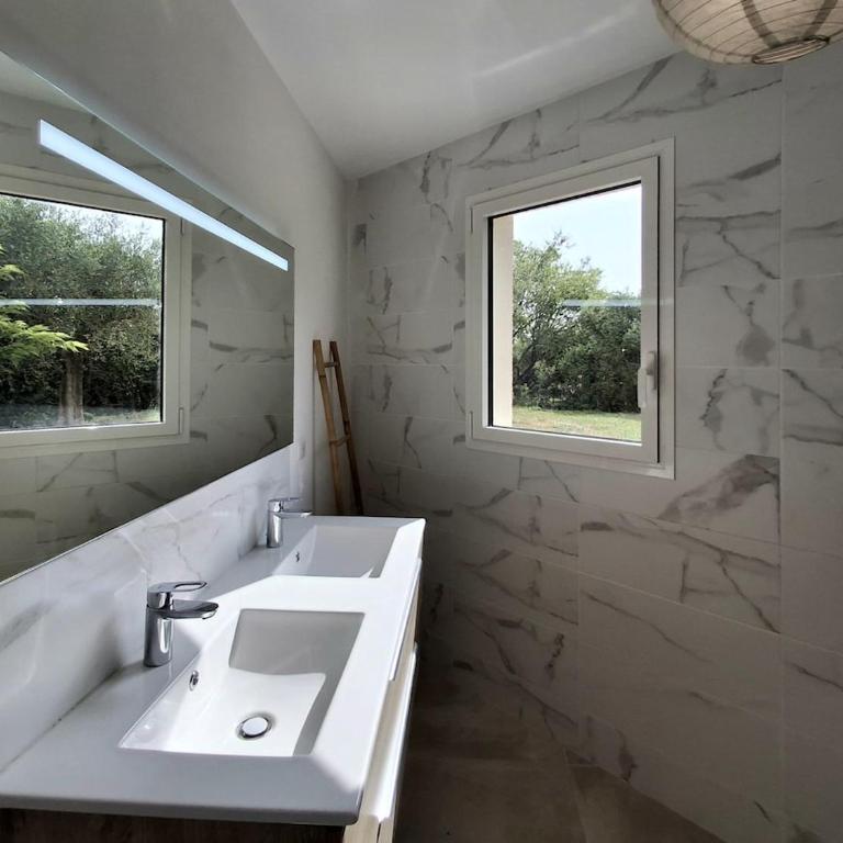 Villa bioclimatique pour 8, piscine, au calme - Villa with Private Pool - 13