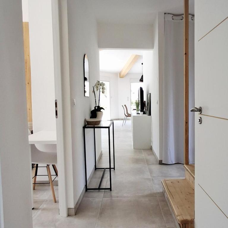 Villa bioclimatique pour 8, piscine, au calme - Villa with Private Pool - 23