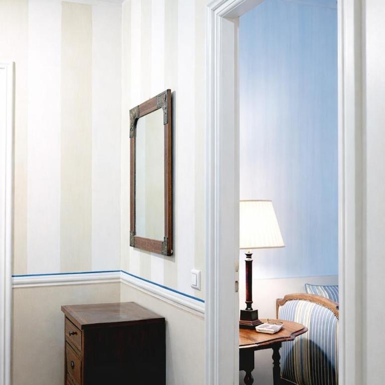 Premium Stay in Place des Lices - Apartamento de 2 dormitorios - 17