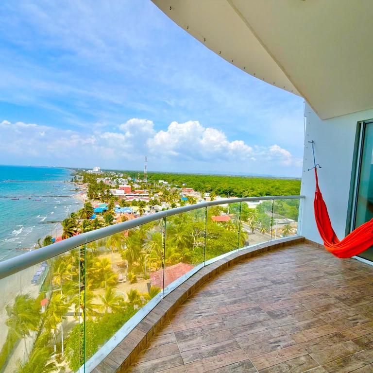 FB Apartamentos con vistas 360 grados al mar y piscina - Apartamento Premier de 4 dormitorios - 12