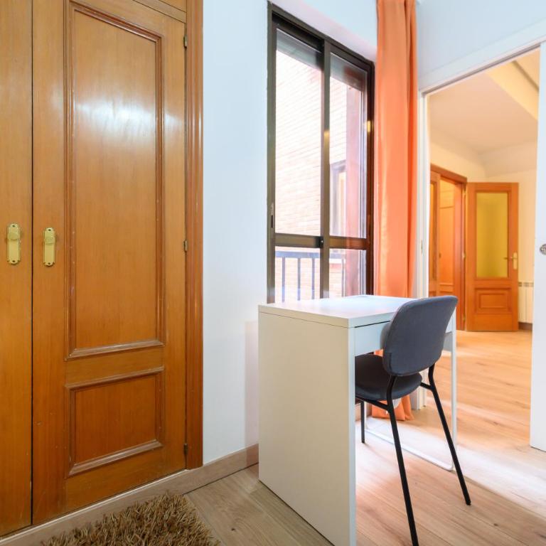 ADU151A - Piso 2 de dormitorios en Sol, Centro de Madrid - Alquiler temporal - Apartamento de 2 dormitorios - 6