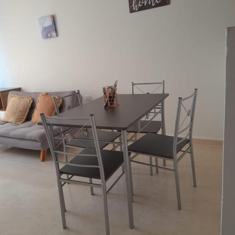 Alojamiento agradable y acogedor - Two-Bedroom Apartment - 2