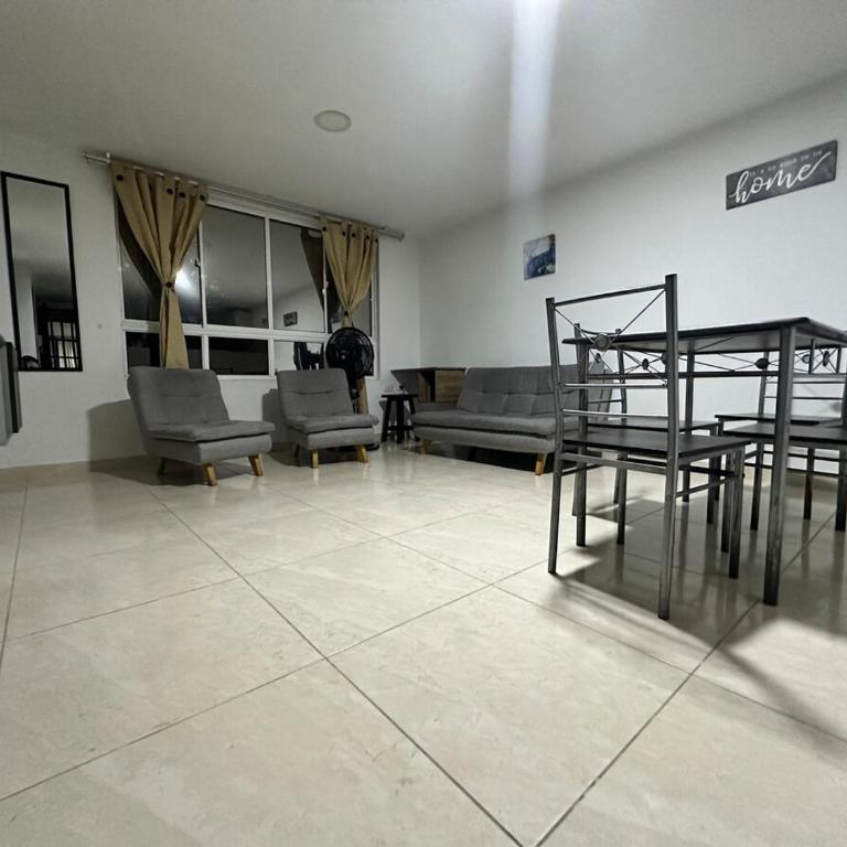 Alojamiento agradable y acogedor - Two-Bedroom Apartment - 11