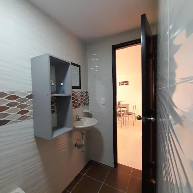 Alojamiento agradable y acogedor - Two-Bedroom Apartment - 21