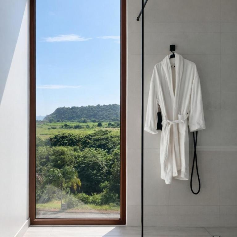 Villa Naia, a nature-led retreat in Manabí - Two-Bedroom House - 9