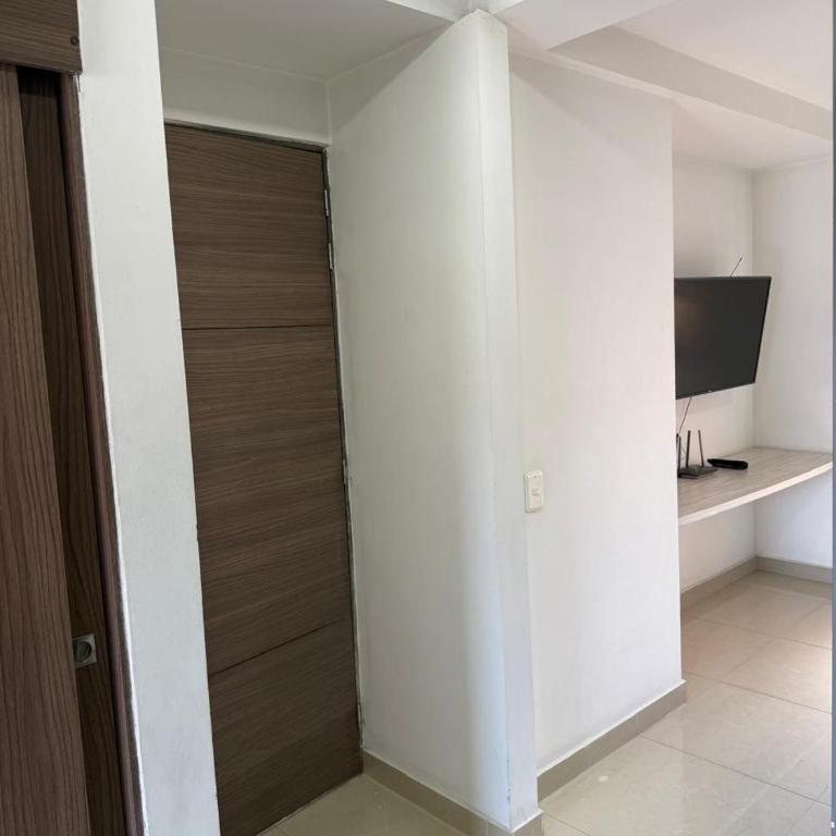 Apartaestudio cerca al Estadio Edificio Solohio 702 - Apartamento de 1 dormitorio - 4