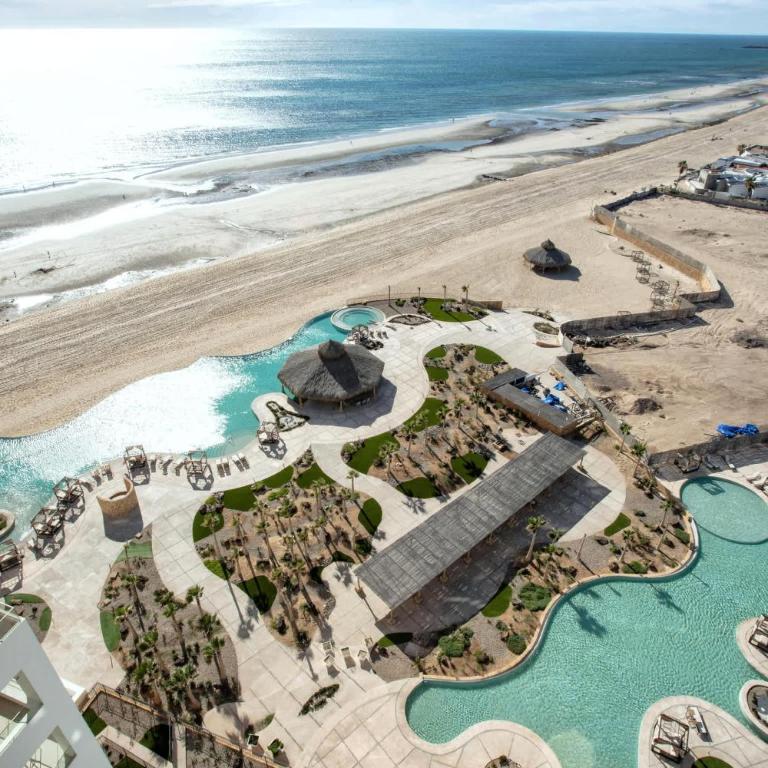 Beachfront 1BR High-Floor Panoramic Views - Appartement - 32
