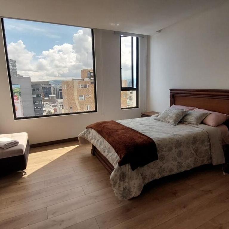 Suite near Carolina Park, Atahualpa Stadium - Deluxe One-Bedroom Apartment with City View - 10