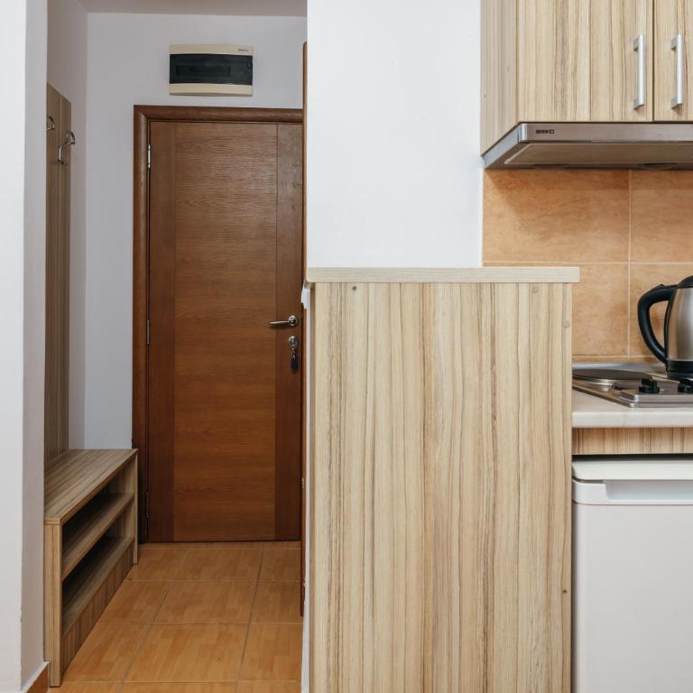 Apartments Nada - Double Studio with Partial Sea View - 10