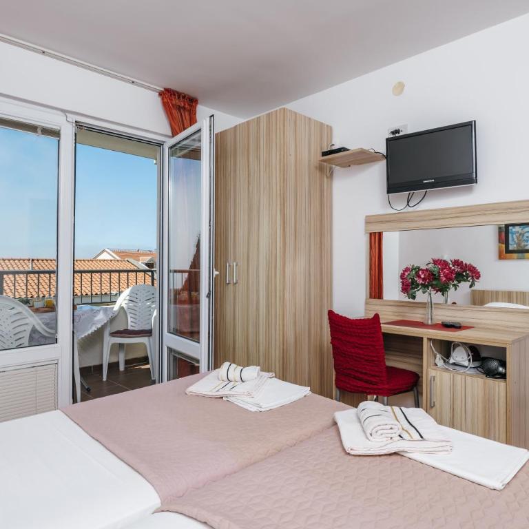 Apartments Nada - One-Bedroom Apartment with Partial Sea View - 7