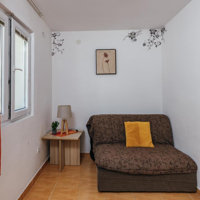 Apartments Nada - One-Bedroom Apartment with Partial Sea View - 4