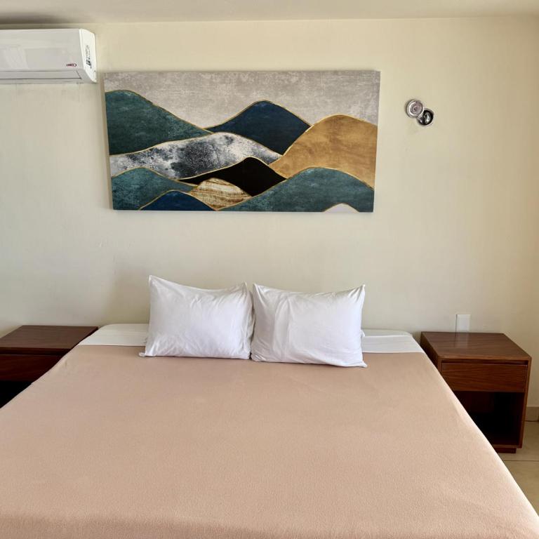 Charly Beach Hotel - Queen Room - 5