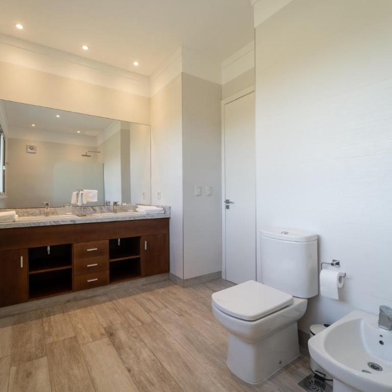 Family Home - Three-Bedroom House - 43