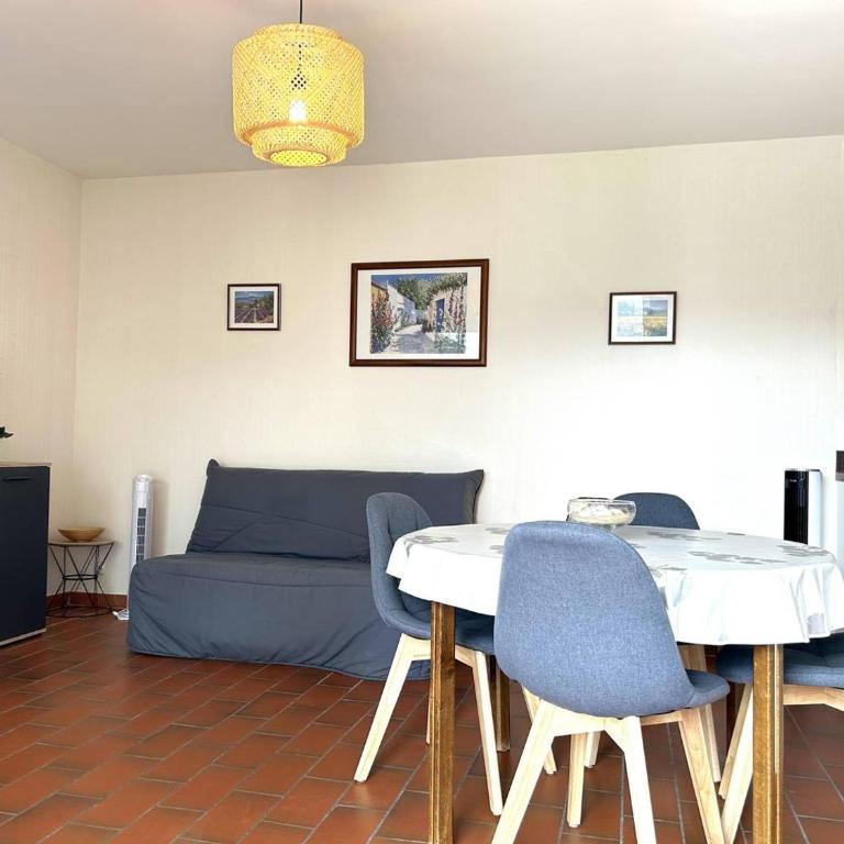 Appartement tranquille avec parking - 4 pers. - FR-1-251-942 - Apartment - 3