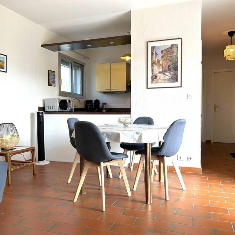Appartement tranquille avec parking - 4 pers. - FR-1-251-942 - Apartment - 4