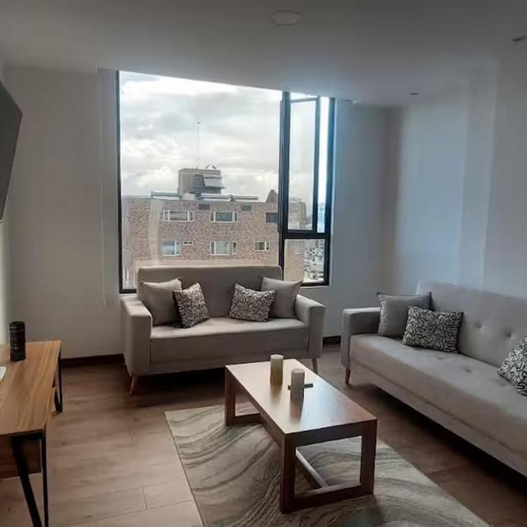 Suite near Carolina Park, Atahualpa Stadium - Deluxe One-Bedroom Apartment with City View - 4