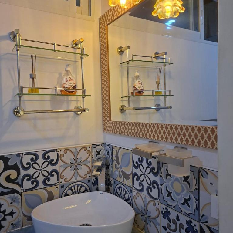 Casa Ramos Salamanca - Airport pick up and drop off service - Homestay - Habitación Individual - 6