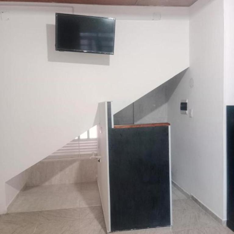 Apartaestudio Central - One-Bedroom Apartment - 2
