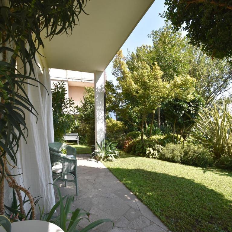 Chalet by Lake Maggiore with Garden Views - Casa Vacanze con 1 Camera da Letto - 1