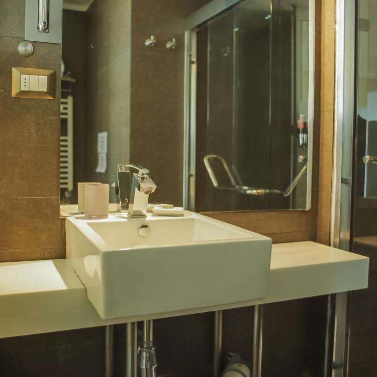 Hotel Boutique 17 - Superior Double Room with Sea View - 10