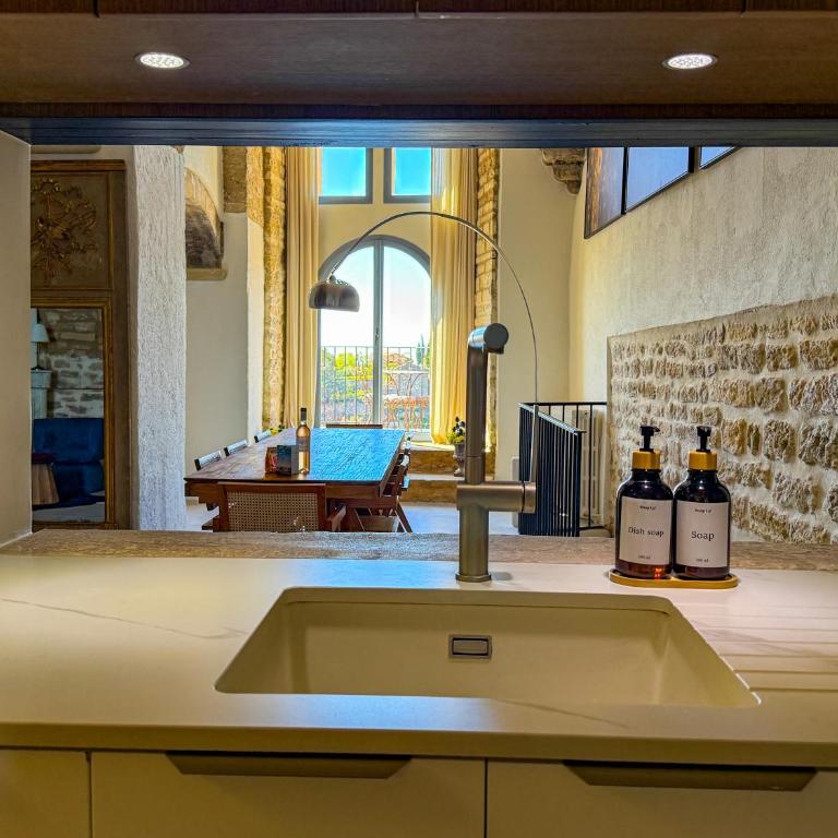 Maison de luxe au coeur du village de Gordes avec bassin intérieur - Casa con 3 Camere da Letto - 7