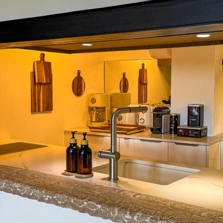 Maison de luxe au coeur du village de Gordes avec bassin intérieur - Casa con 3 Camere da Letto - 48