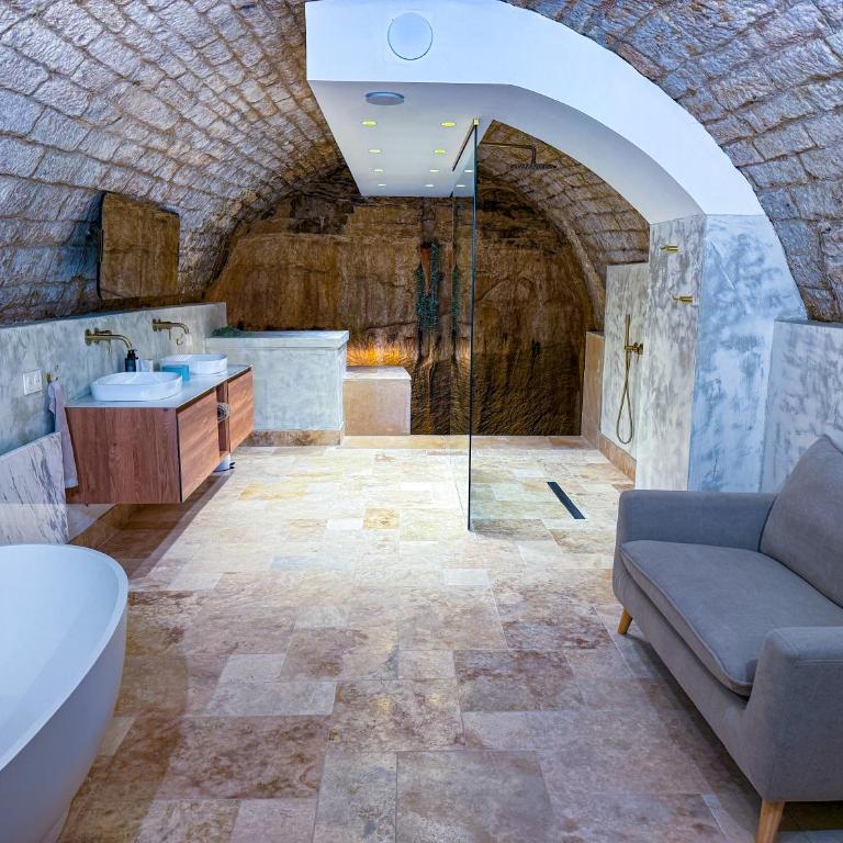 Maison de luxe au coeur du village de Gordes avec bassin intérieur - Casa con 3 Camere da Letto - 37