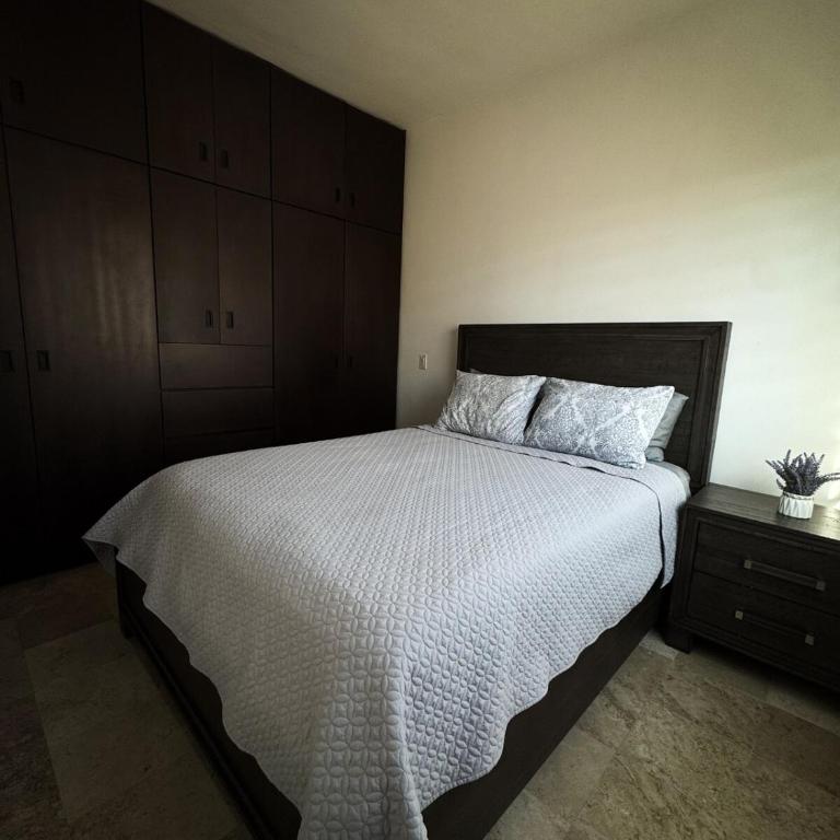 Modern 2BR -3BA Home with Pool and Parking - Villa de 1 dormitorio - 12